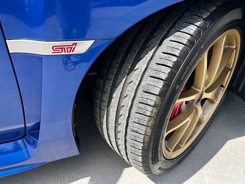 Used 2015 Subaru WRX STI Launch Edition image 27