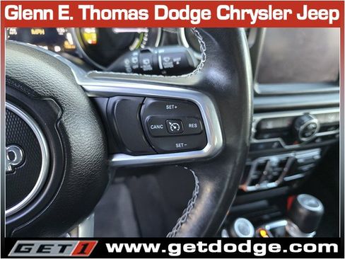 Used 2022 Jeep Wrangler Unlimited Sahara image 18