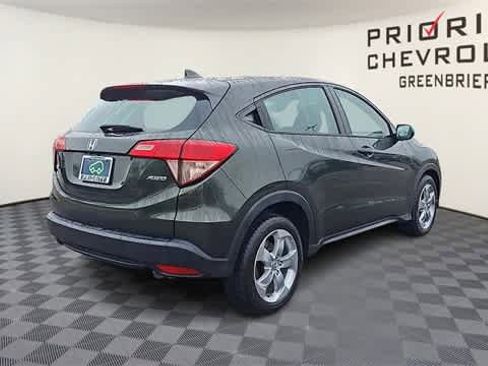 Used 2018 Honda HR-V LX image 8
