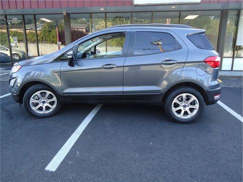 Used 2019 Ford EcoSport SE image 9