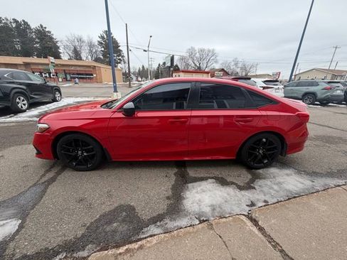 Used 2024 Honda Civic Sport image 4