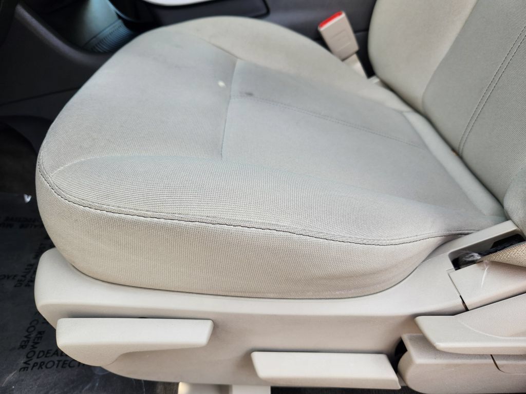 Used 2014 Ford Edge SE w/ Equipment Group 101A FWD image 13