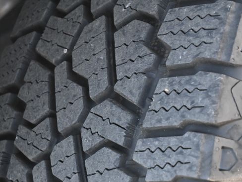 Used 2025 RAM 1500 Limited image 27