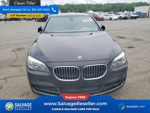 Used 2014 BMW 750i xDrive AWD/4WD image 7