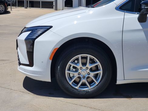 New 2027 Chrysler Pacifica Select w/ Family Tech Group FWD image 10