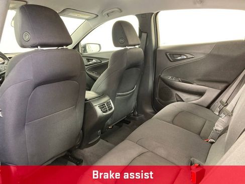 Used 2023 Chevrolet Malibu LT image 15