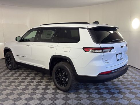 New 2026 Jeep Grand Cherokee L 4WD image 6