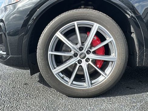 Used 2024 Audi Q5 e Premium Plus image 14