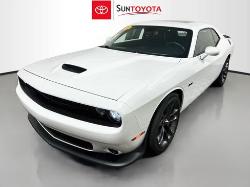Used 2023 Dodge Challenger R/T w/ Plus Package RWD image 9