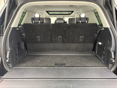 Used 2025 Ford Expedition Platinum AWD/4WD image 38
