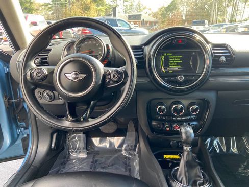 Used 2017 MINI Cooper Clubman ALL4 image 13