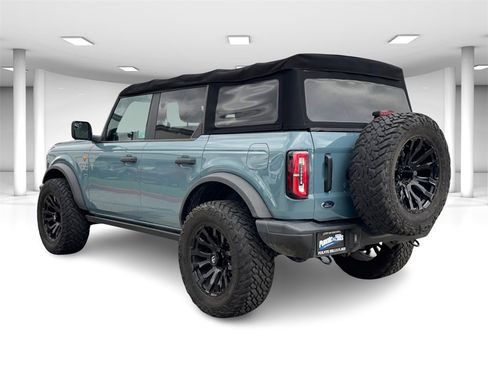 Used 2022 Ford Bronco Badlands image 3