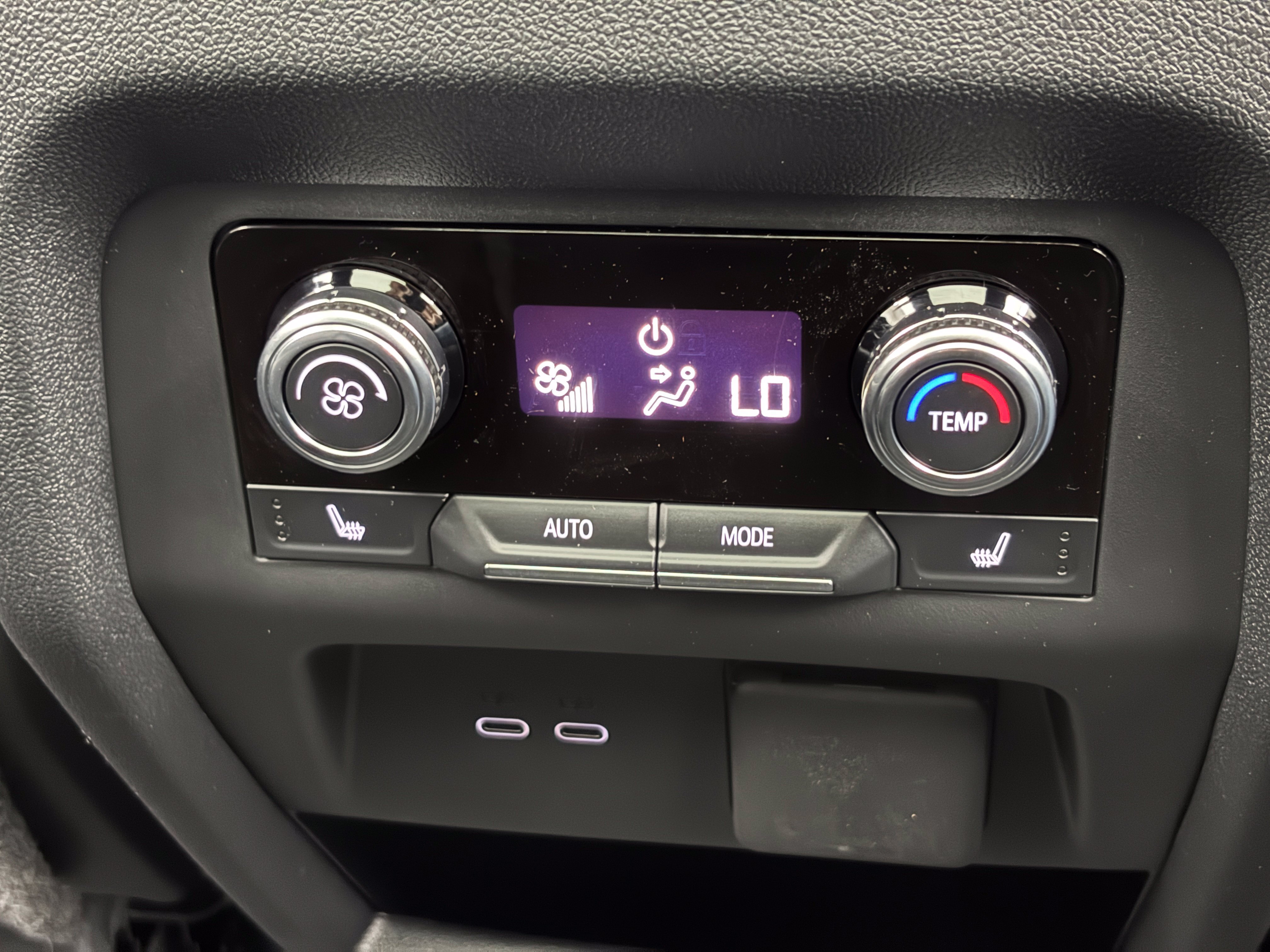 New 2027 GMC Acadia Elevation w/ Black Edition AWD/4WD image 8