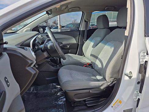 Used 2020 Chevrolet Sonic LT image 12