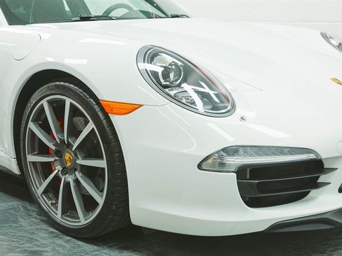 Used 2013 Porsche 911 Carrera 4S AWD/4WD image 36