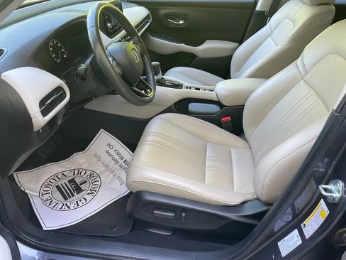 Certified 2024 Honda HR-V EX-L image 12