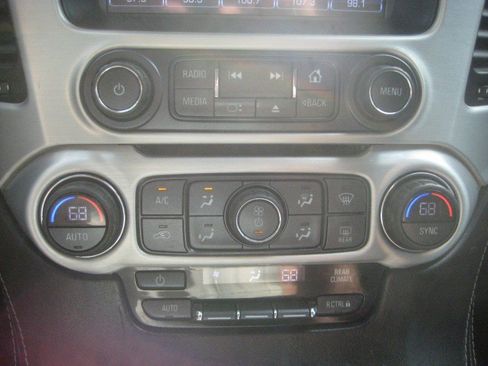 Used 2019 GMC Yukon SLE w/ Convenience Package AWD/4WD image 20