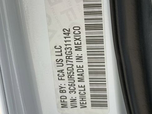 Used 2024 RAM 2500 Big Horn image 31