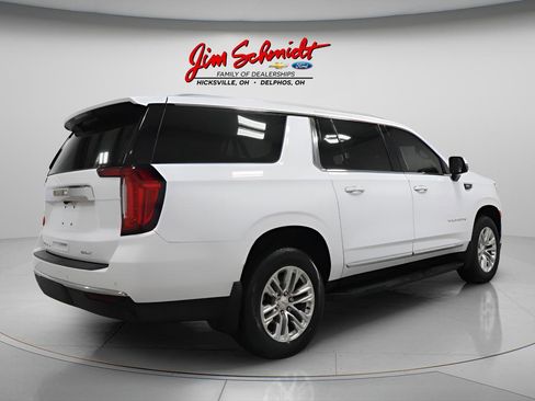 Used 2024 GMC Yukon XL SLT w/ SLT Premium Package AWD/4WD image 6