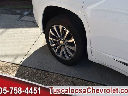 Certified 2023 Chevrolet Traverse Premier image 15