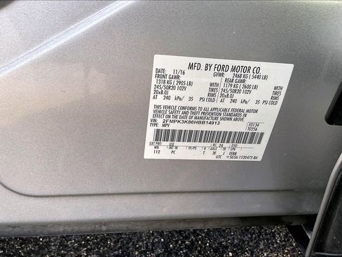 Used 2017 Ford Edge Titanium w/ Equipment Group 301A image 36