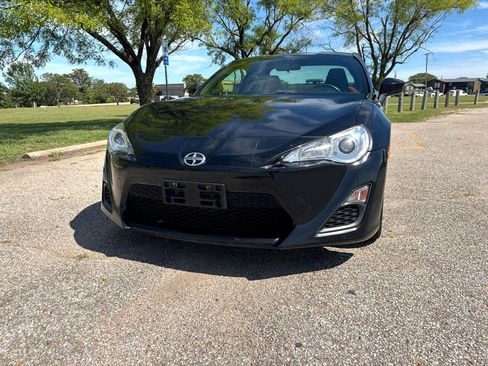 Used 2013 Scion FR-S 2dr Cpe Man (Natl) image 4