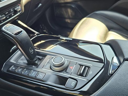 Used 2023 Maserati Levante Modena image 34