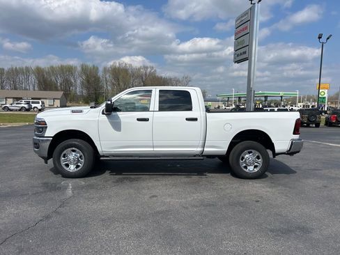 New 2026 RAM 2500 Tradesman AWD/4WD image 8