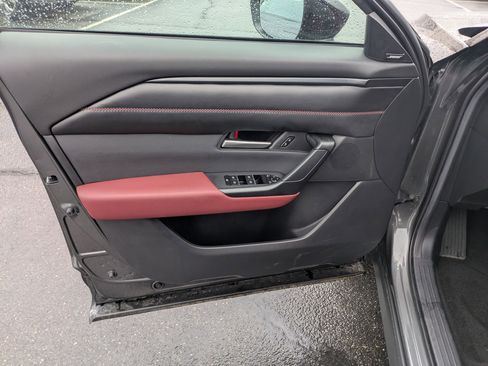 Used 2025 MAZDA CX-50 AWD 2.5 Hybrid w/ Premium Pkg image 15