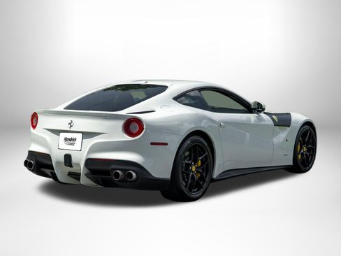 Used 2017 Ferrari F12 Berlinetta RWD image 7