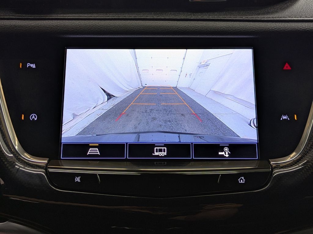 Used 2024 Cadillac XT6 Sport AWD/4WD image 16