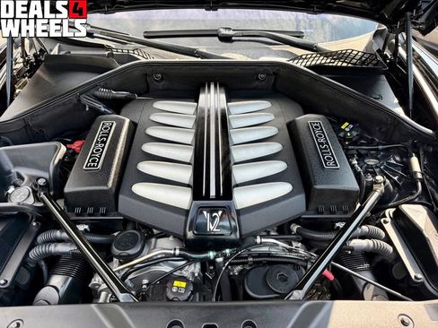 Used 2015 Rolls-Royce Wraith RWD image 6