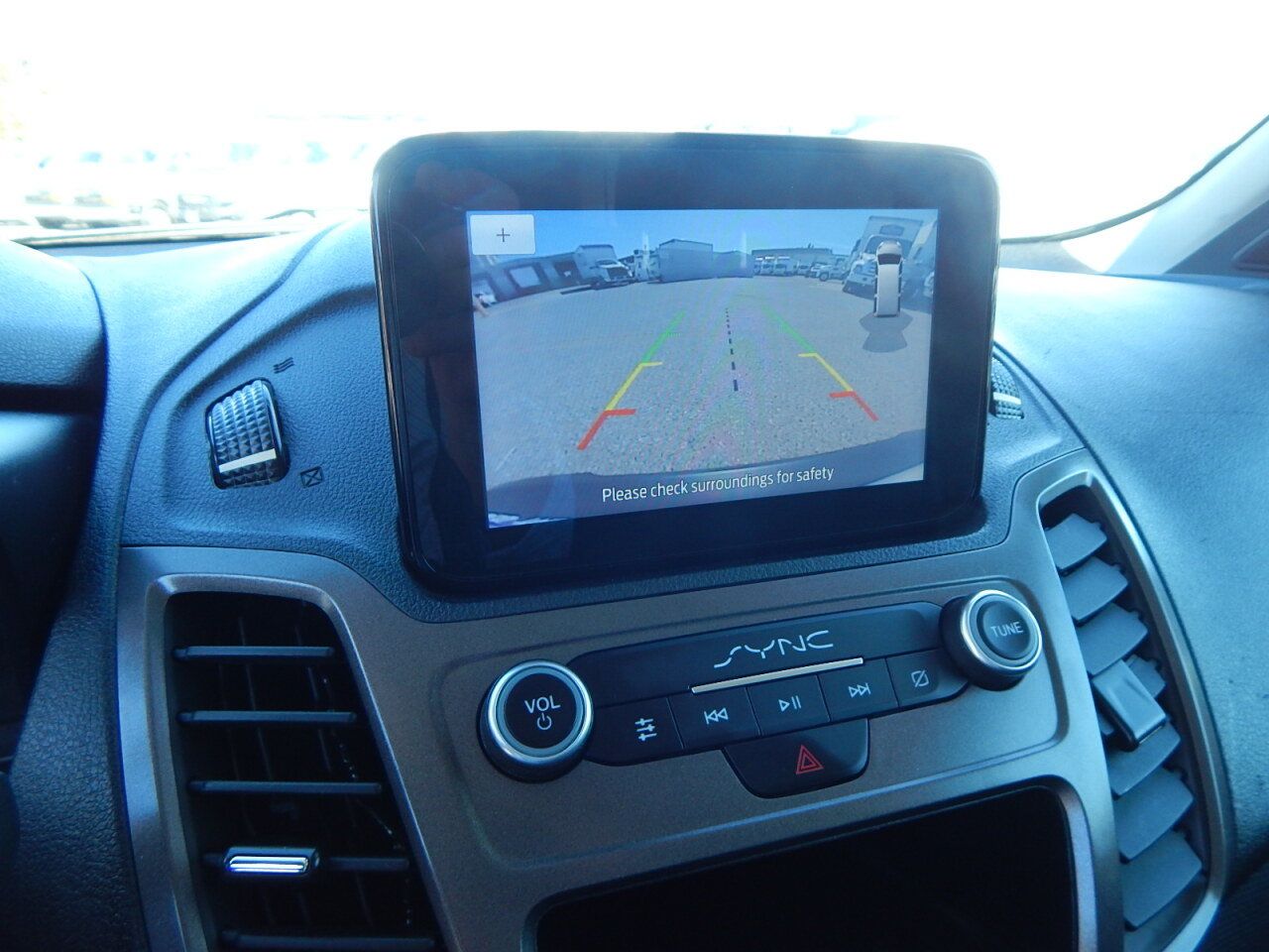 Used 2021 Ford Transit Connect XL FWD image 24