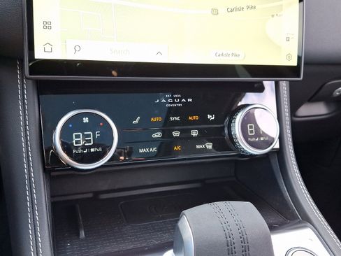 New 2026 Jaguar F-PACE R-Dynamic S image 14