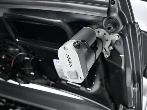 Used 2002 Porsche 911 Turbo AWD/4WD image 43