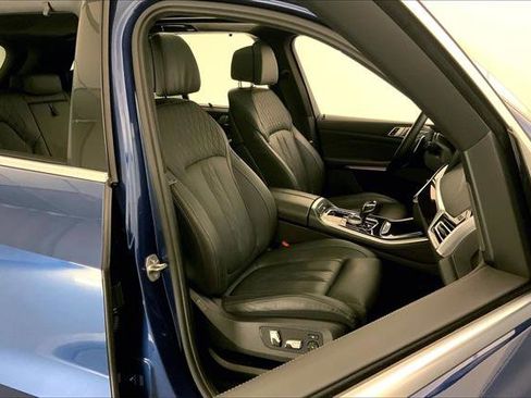 Certified 2023 BMW X5 xDrive40i image 6