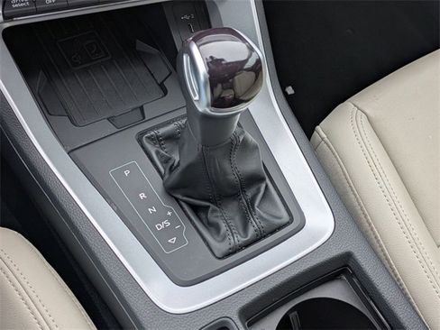 Used 2024 Audi Q3 2.0T Premium image 20