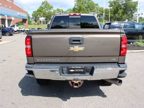 Used 2015 Chevrolet Silverado 2500 LTZ w/ Duramax Plus Package AWD/4WD image 34