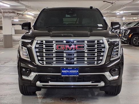 New 2026 GMC Yukon XL Denali w/ Sun & Power Step Package RWD image 2
