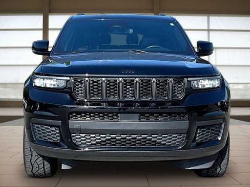 Used 2022 Jeep Grand Cherokee L Laredo AWD/4WD image 3
