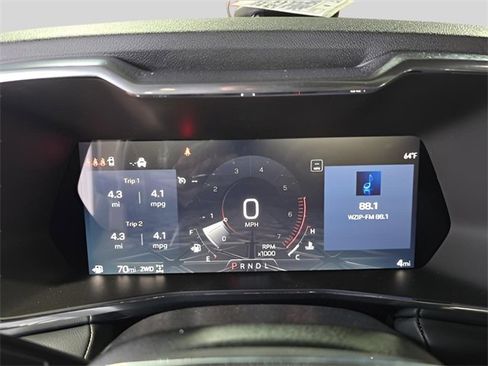 New 2025 GMC Canyon Elevation w/ Convenience Package image 9