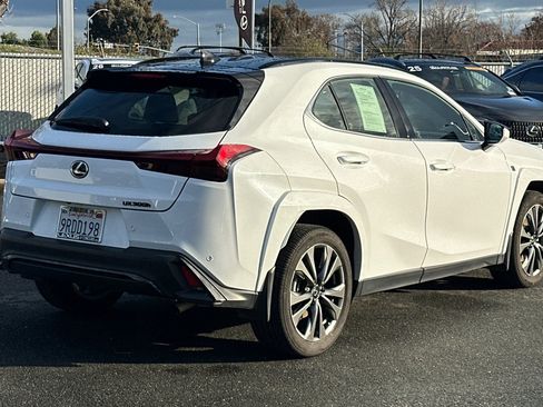 Used 2025 Lexus UX 300h FWD image 4