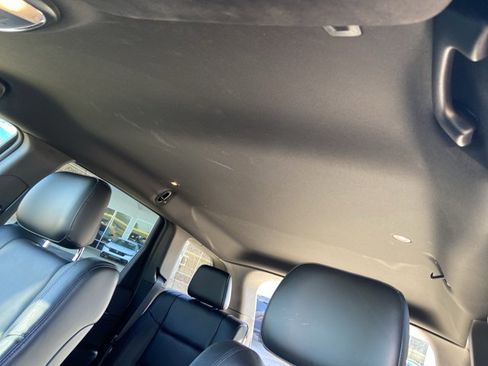 Used 2018 Jeep Grand Cherokee Limited image 28