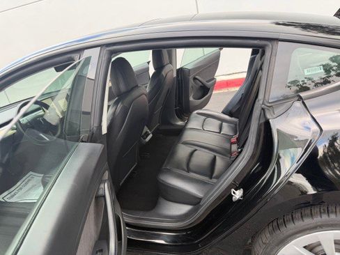 Used 2022 Tesla Model 3 Long Range AWD/4WD image 15