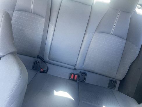 Used 2021 Toyota Corolla SE FWD image 5