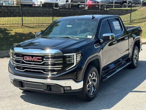 New 2026 GMC Sierra 1500 SLT w/ SLT Premium Plus Package image 10