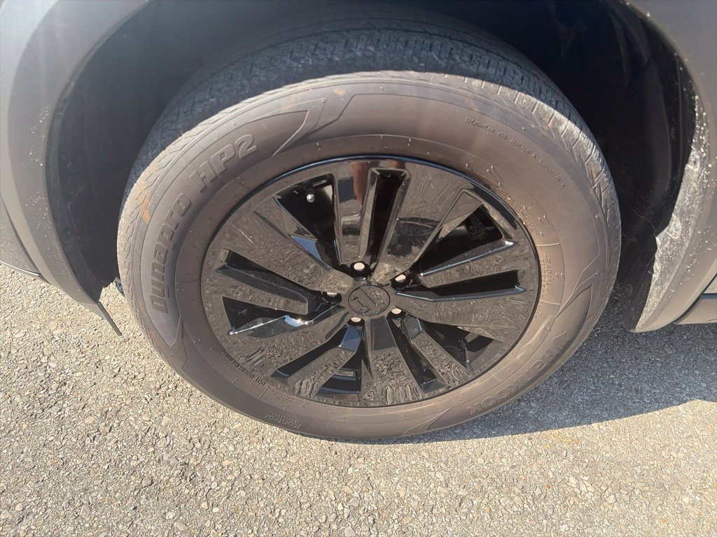 Used 2025 Nissan Pathfinder S AWD/4WD image 10