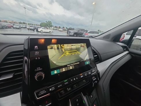 Used 2024 Honda Odyssey EX-L image 19