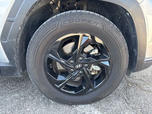 Used 2024 Hyundai Tucson SEL image 2