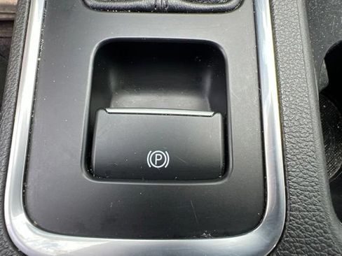 Used 2018 Ford Escape SEL FWD image 23